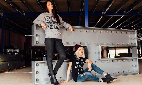 FEATURE FRIDAY - 3D TEXT CREWNECK