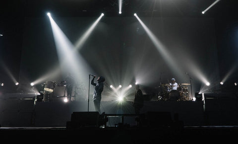 LIVE - WEMBLEY ARENA